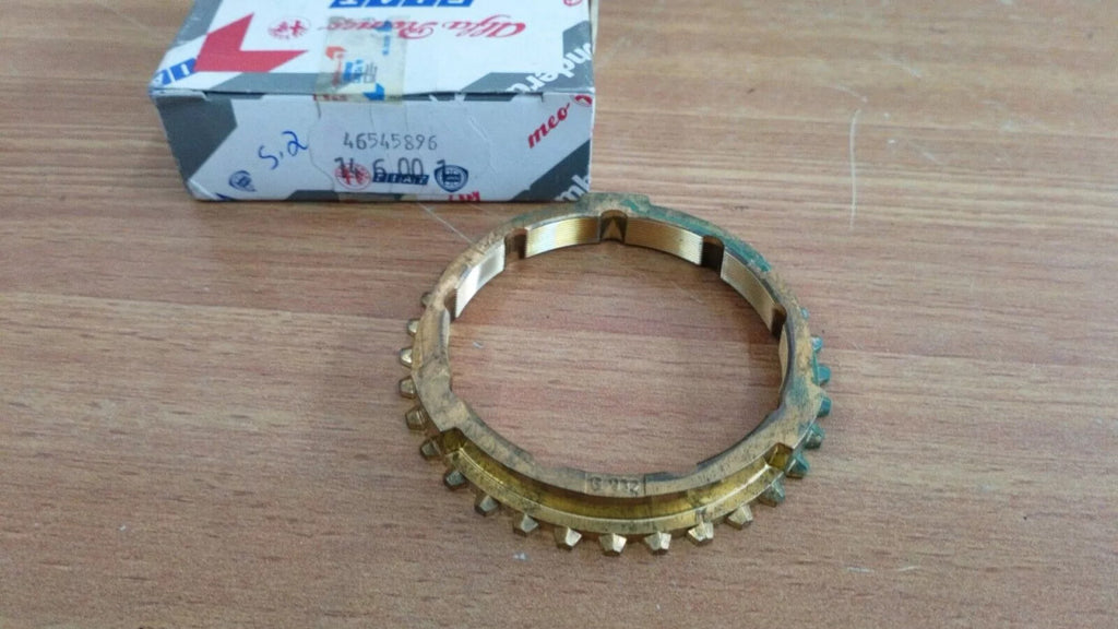 Synchronizer fits Fiat Bravo Punto Uno Strada Lancia Lybra Alfa Romeo 145 145 46545896 View Right