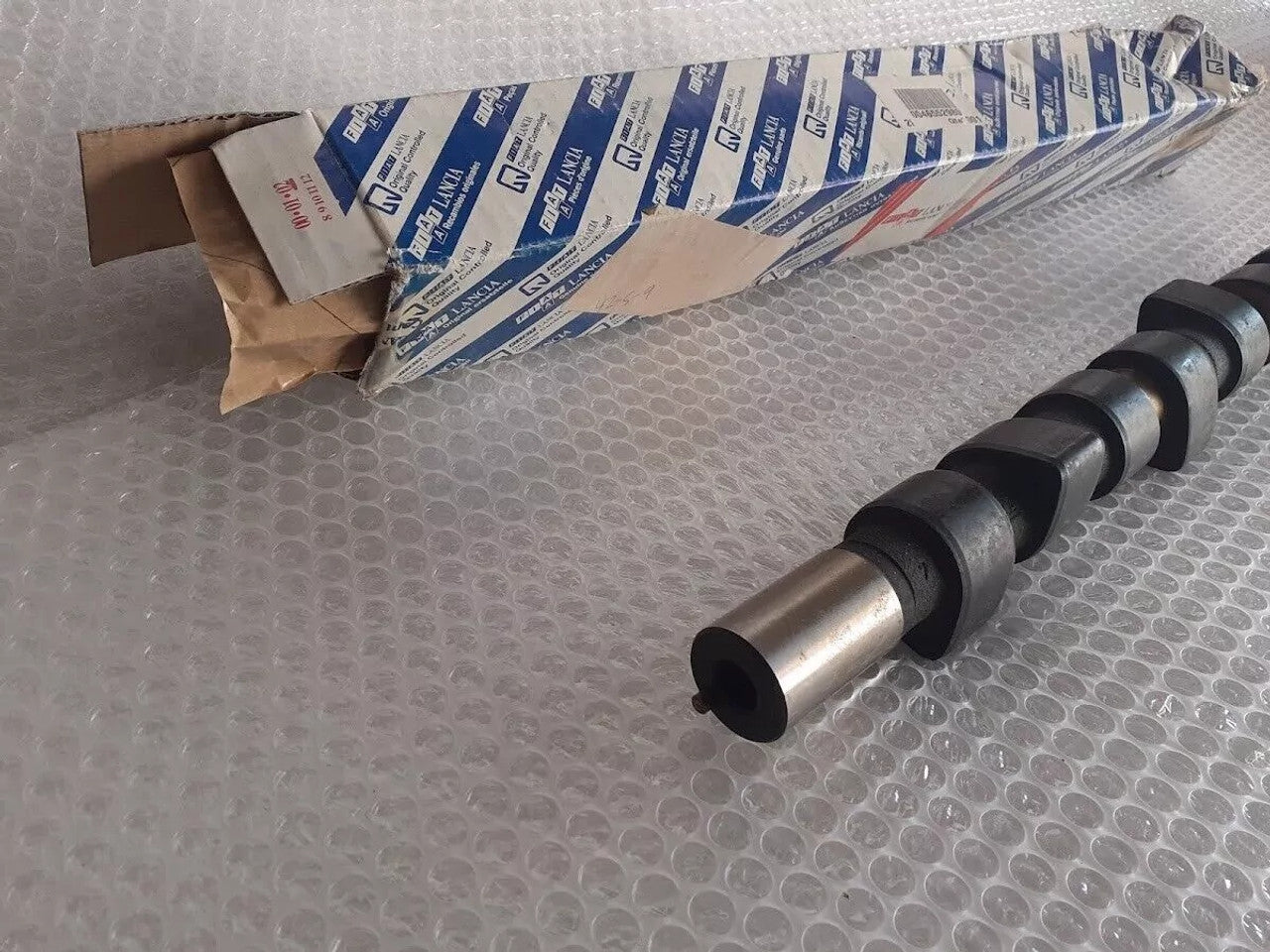 Camshaft fits Fiat Tipo Diesel 46552980 Genuine View Right