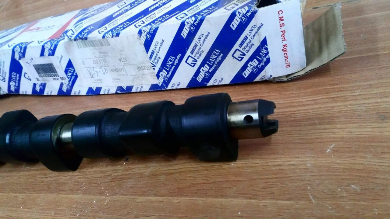 Camshaft fits Fiat Tipo Diesel 46552980 Genuine View Close Up Right
