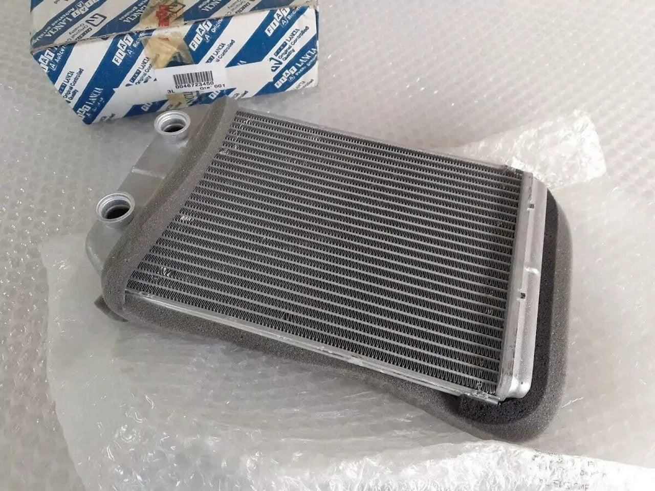 Heater Core fits Fiat Bravo Stilo 46723450 Genuine View Front