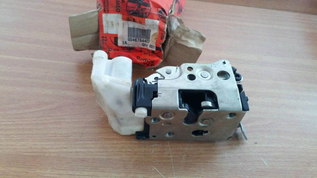 Door Lock Rear Right fits Alfa Romeo 146 46764407 Genuine View Front