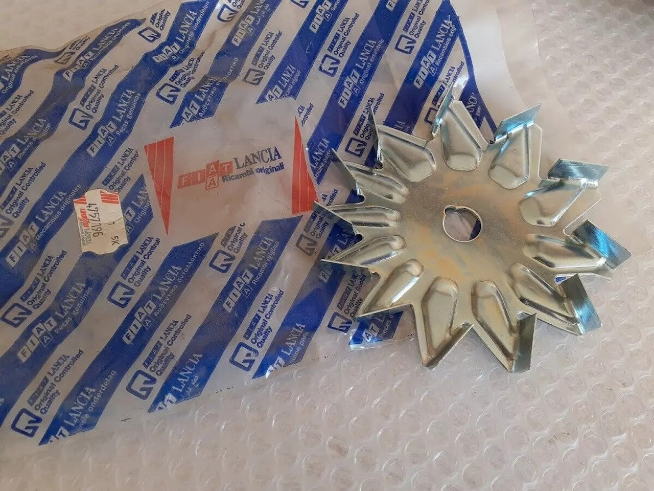 Alternator Fan fits Fiat Coupe Punto GT Tipo Sport Lancia Dedra Thema 4757196 View Rear