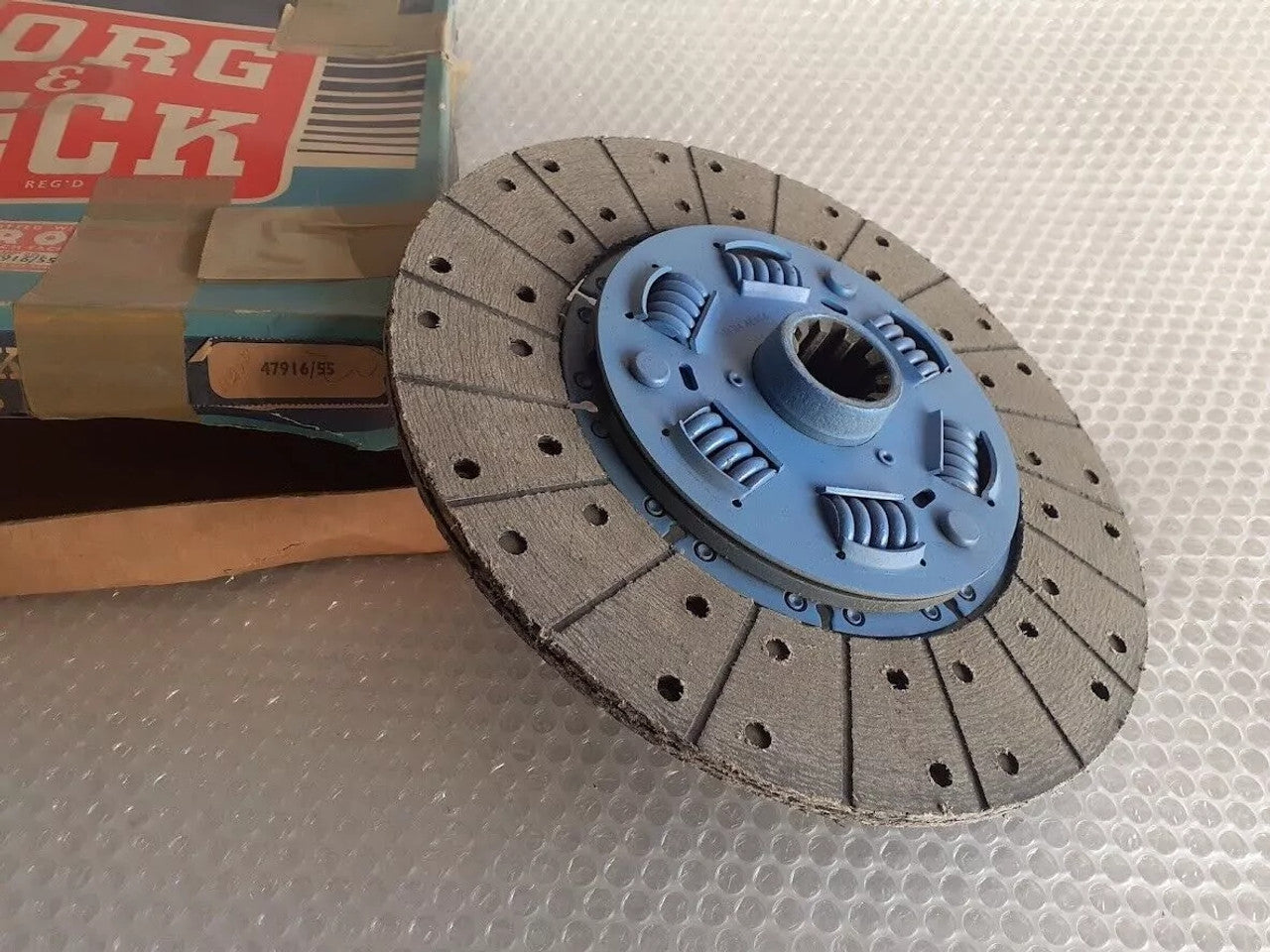 Clutch Disc Plate fits Albion CL3 CL5 Claymore Nimbus Dodge D405 Perkins 6305 47916/55 View Front
