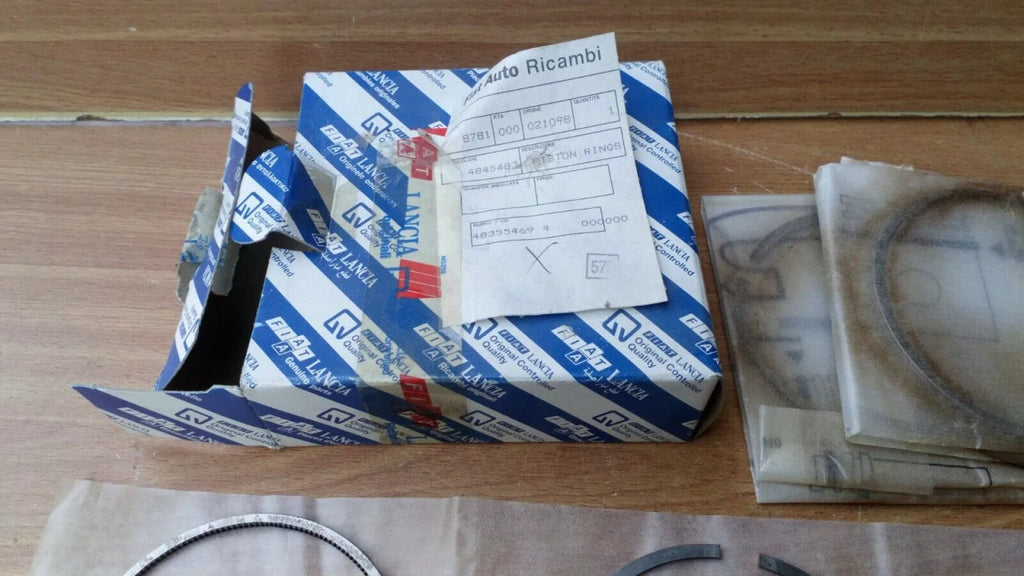 Piston Rings Set fits Lancia Croma Thema Turbo +0.4 Oversize 4845483 Genuine View Rear