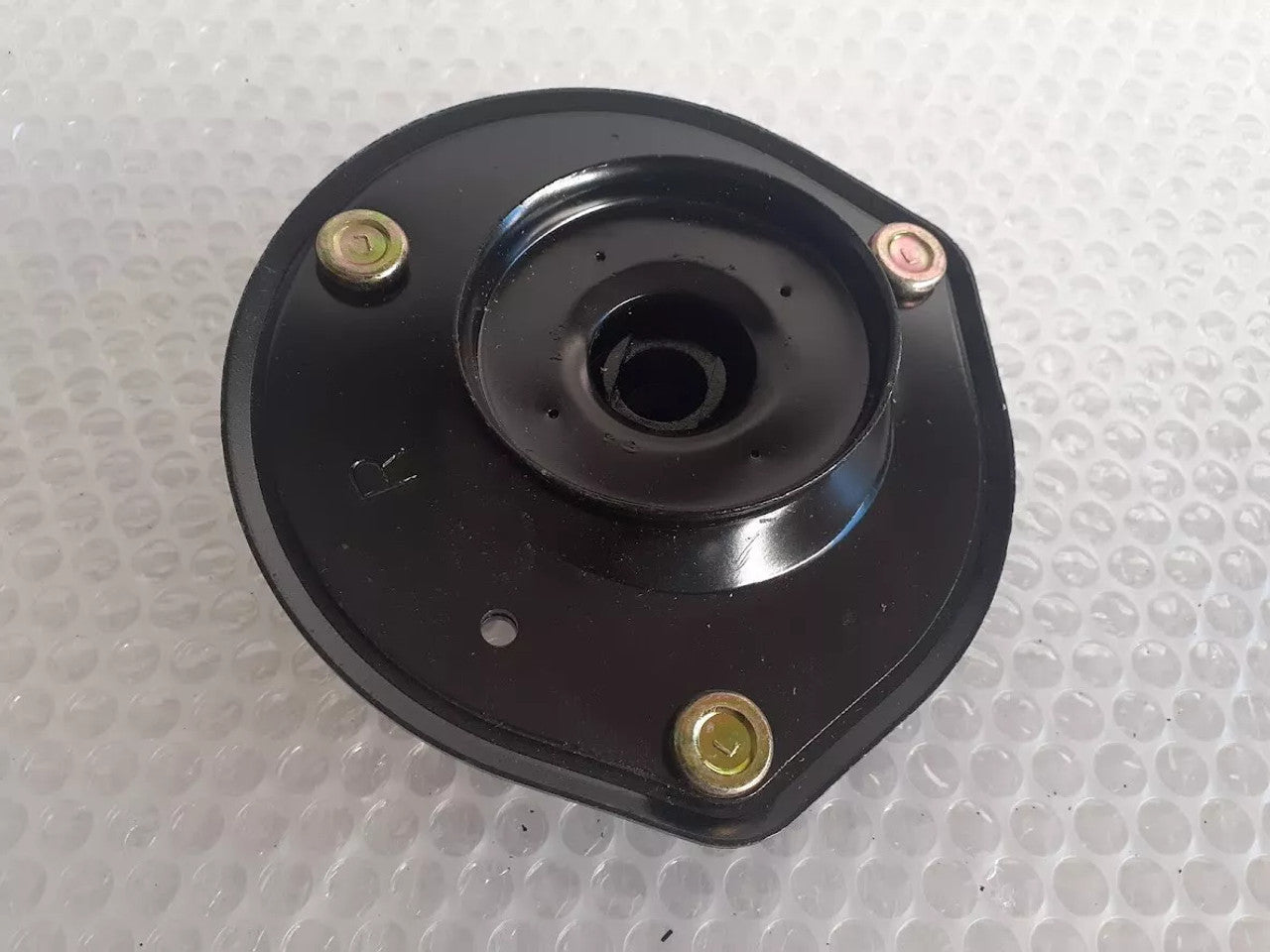 Strut Mount Top Right fits Toyota Harrier Camry Lexus RX ES 48603-33021 View Rear
