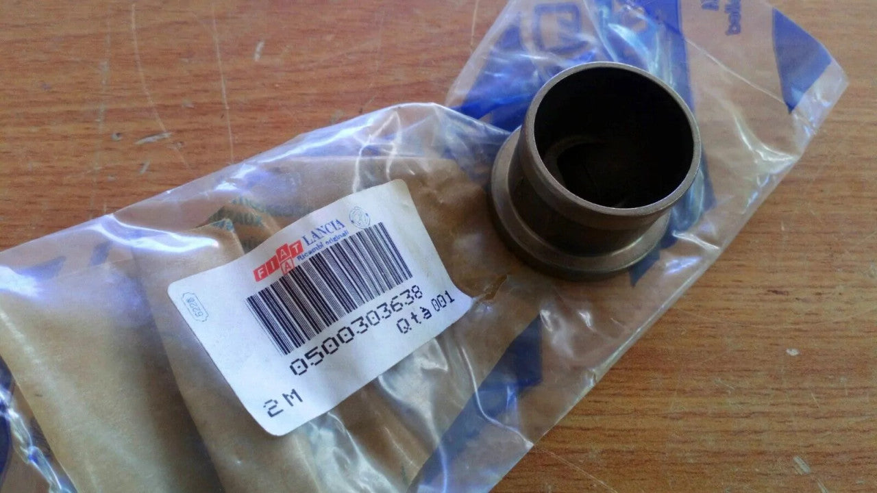Pre Combustion Chamber fits Fiat Ducato Iveco Daily 500303638 Genuine View Rear