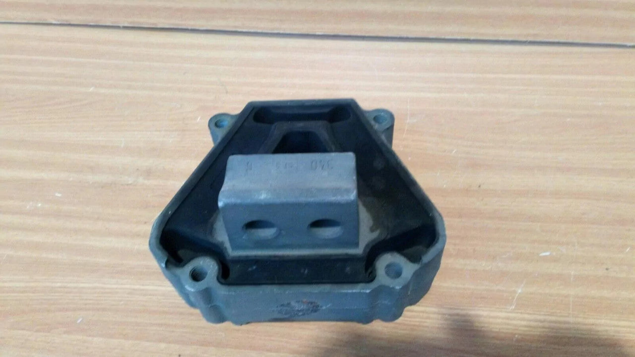 Engine Mount fits Iveco Eurostar Eurotech Eurotrekker 500364187 Genuine View Rear