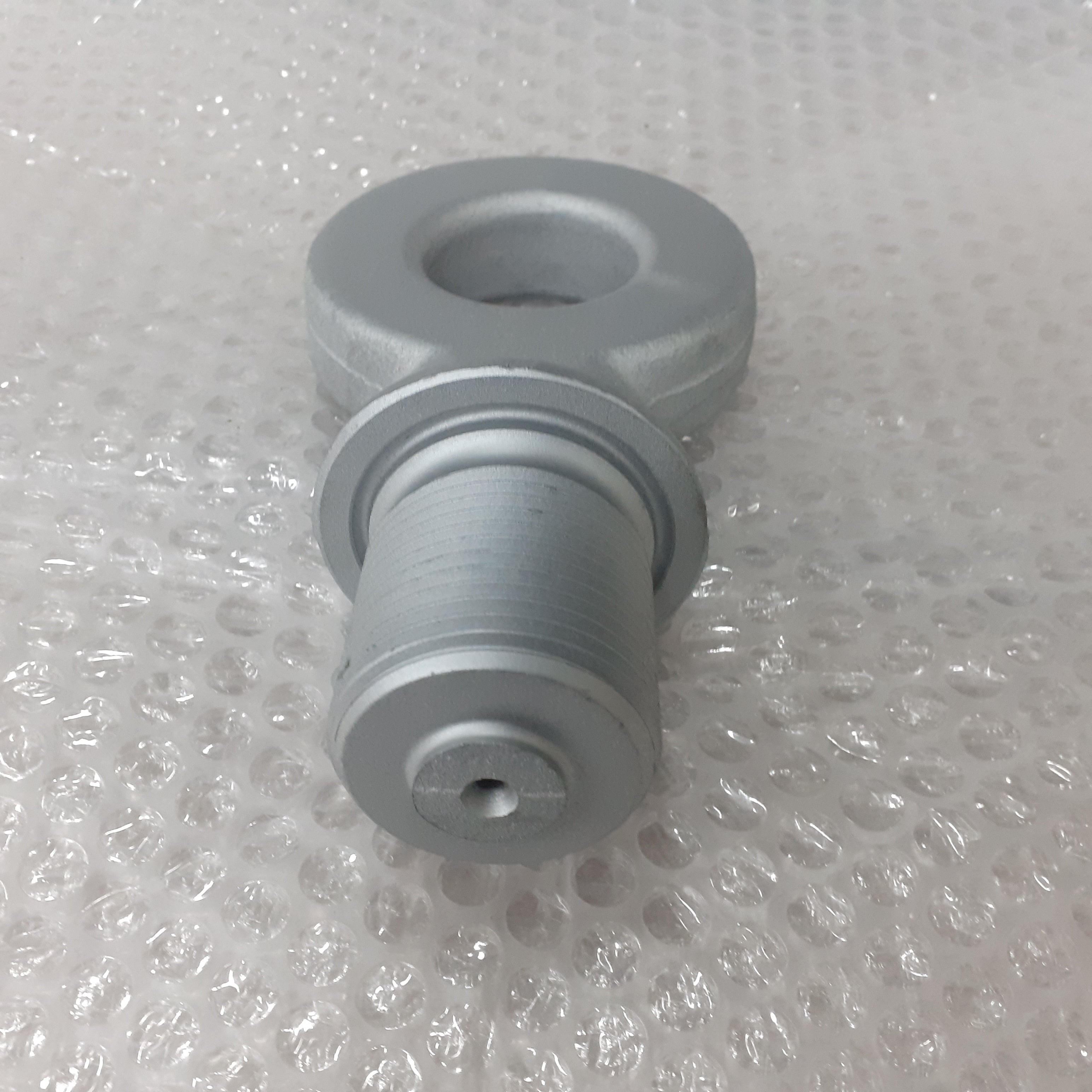 Front Towing Maneuvering Hook fits Iveco EuroCargo EuroTrakker 504033866 Genuine View Rear