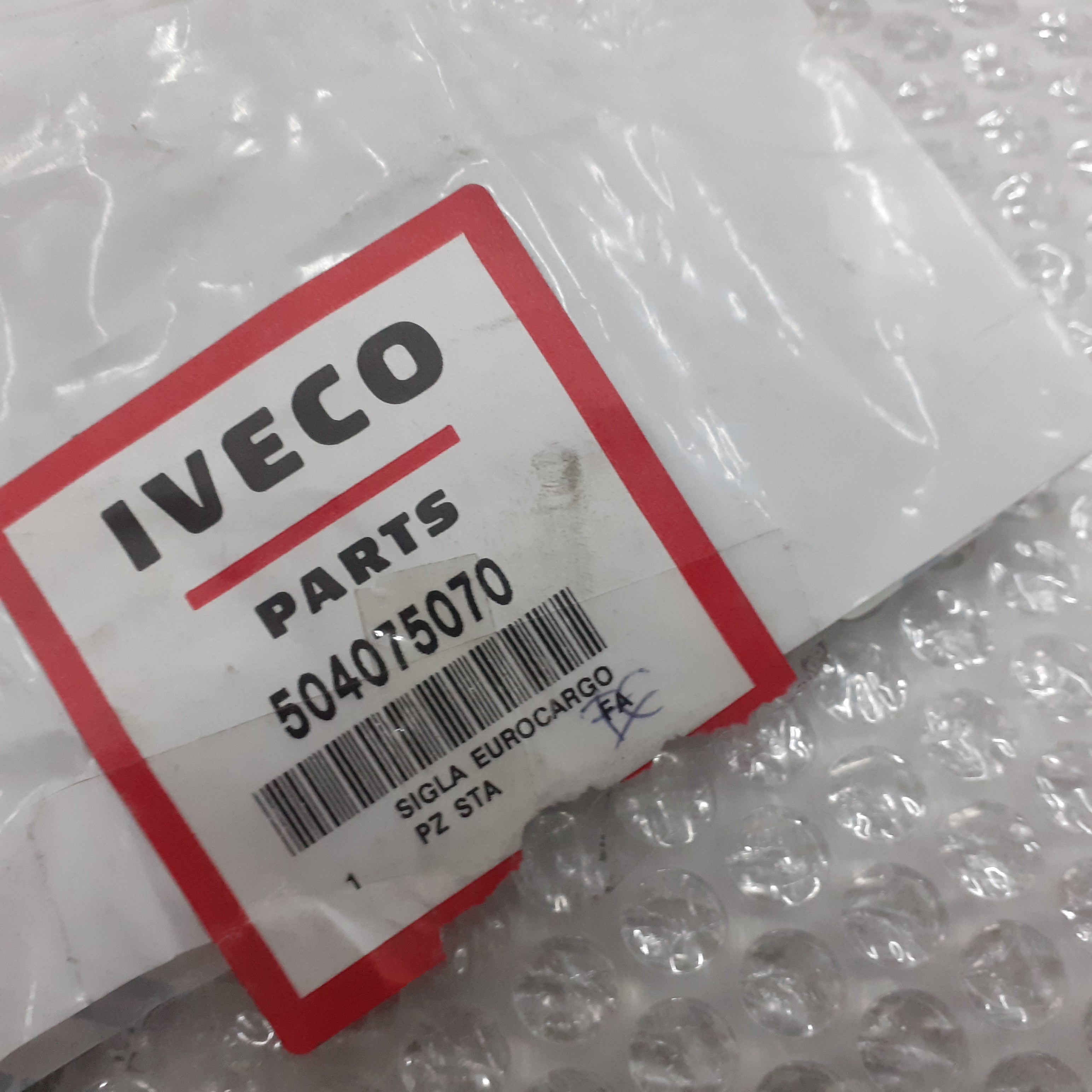 Cabin Emblem EUROCARGO fits Iveco Eurocargo 2003 Tector 75 125 155 504075070 Genuine View Box