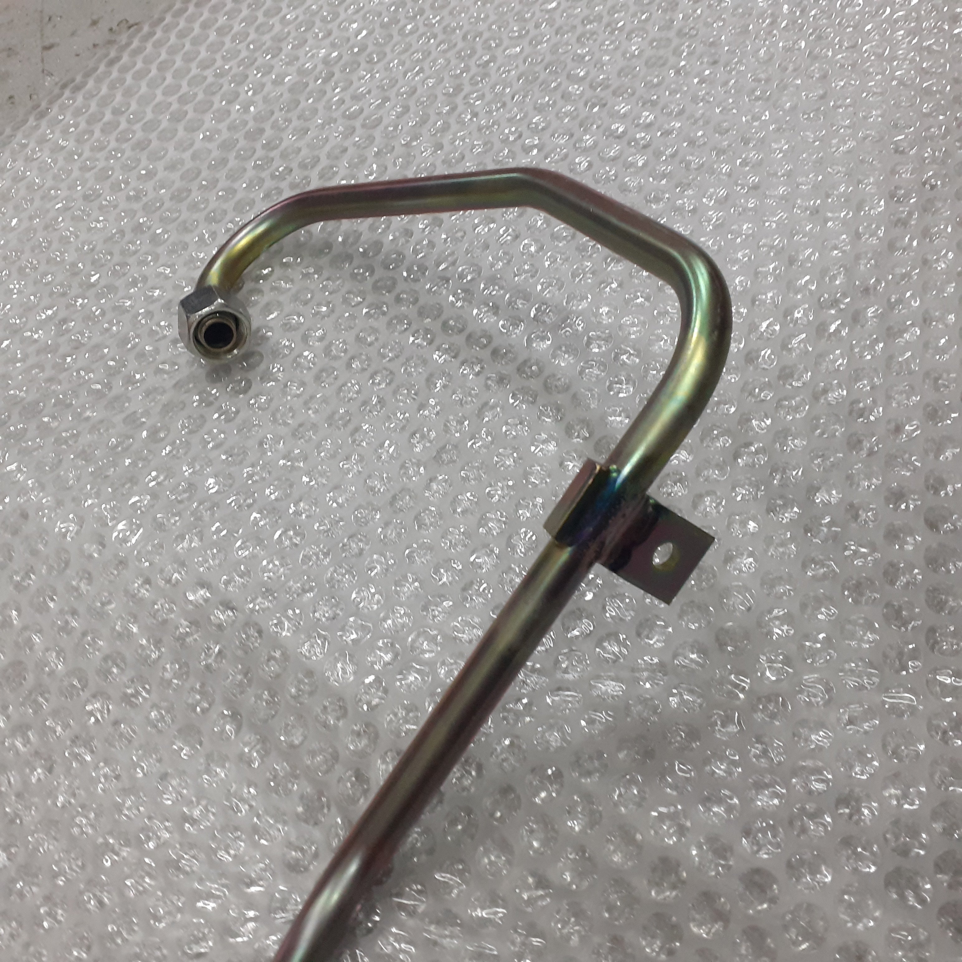 Metal Tube Pipe fits Iveco Eurocargo 504270828 Genuine View Right