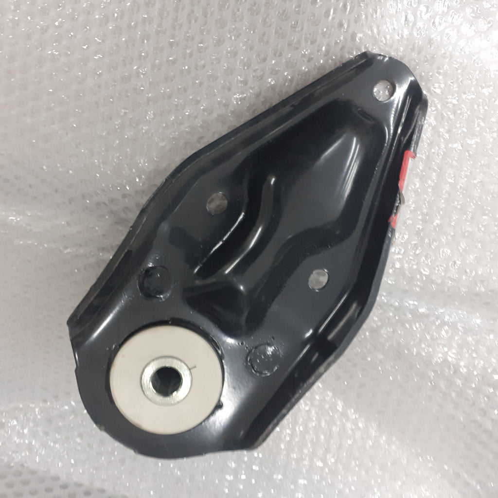 Front Leaf Spring Suspension Bracket Shoe fits Iveco Eurocargo Tector Stralis Trakker 504354486 Genuine View Rear