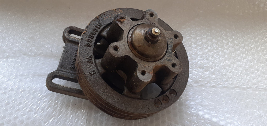 Fan Pulley Hub 3 Groove fits Detroit Diesel 6/8 V71/92 Engines 5103966 View Front