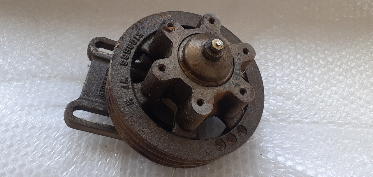 Fan Pulley Hub 3 Groove fits Detroit Diesel 6/8 V71/92 Engines 5103966 View Front
