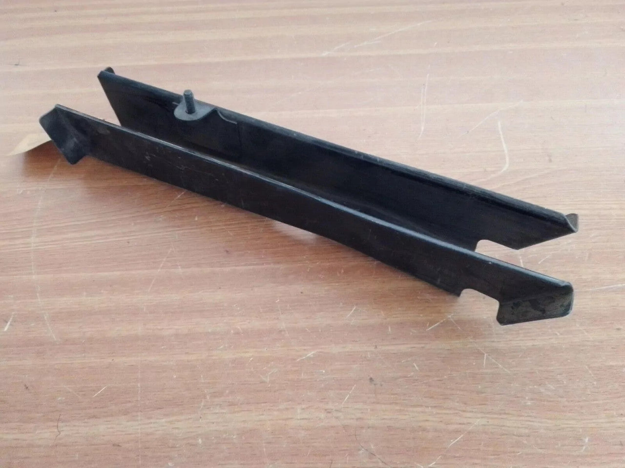 Bracket Pillar Front Right fits Alfa Romeo Alfasud 511040 Genuine View Rear