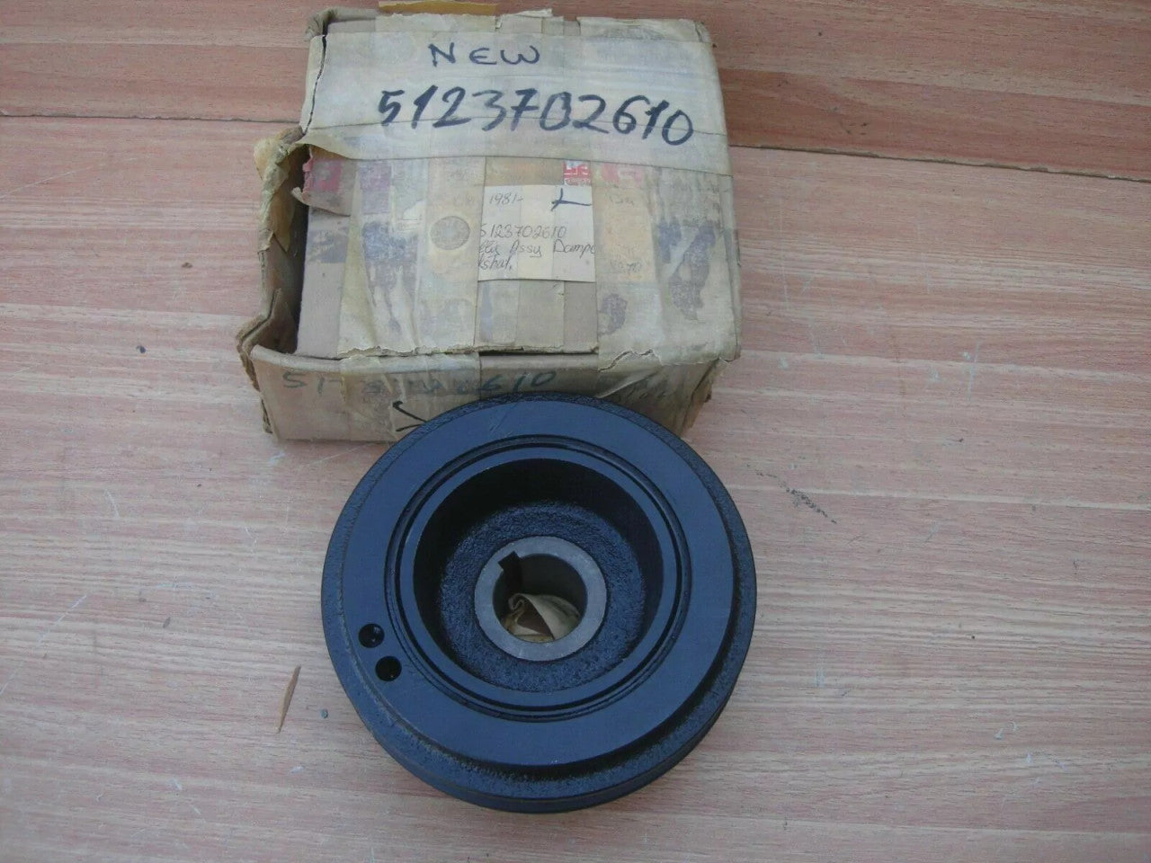 Pulley Crankshaft fits Isuzu Pickup KBD C223 engine 5123702610 Genuine View Left