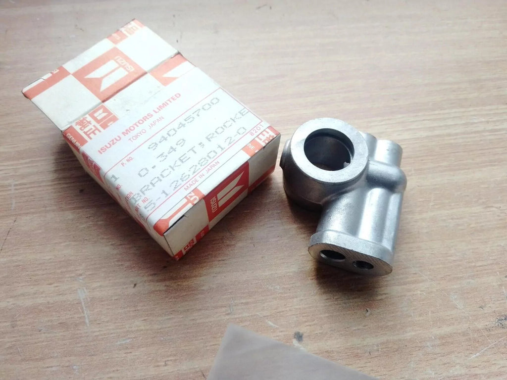 Rocker Arm Shaft Bracket fits Isuzu Bus Truck 6BD1 5126280120 Genuine View Front