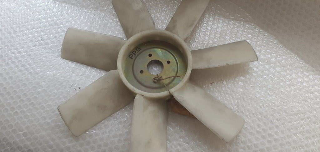 Fan Blade fits Isuzu Pickup KBD 5136602340 View Rear