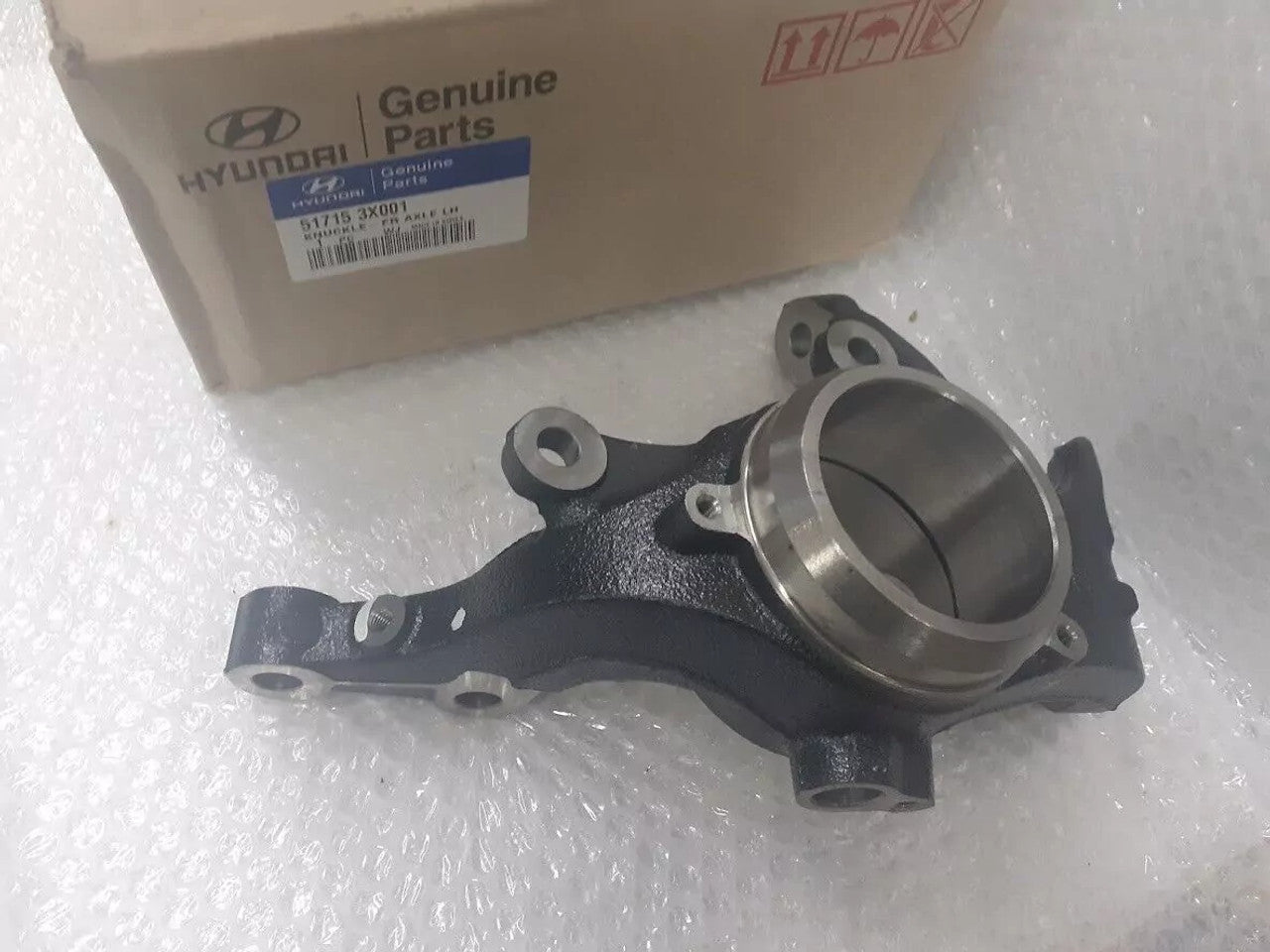 Steering Knuckle Front Left fits Hyundai Elantra Veloster 517153X001 Genuine View Front