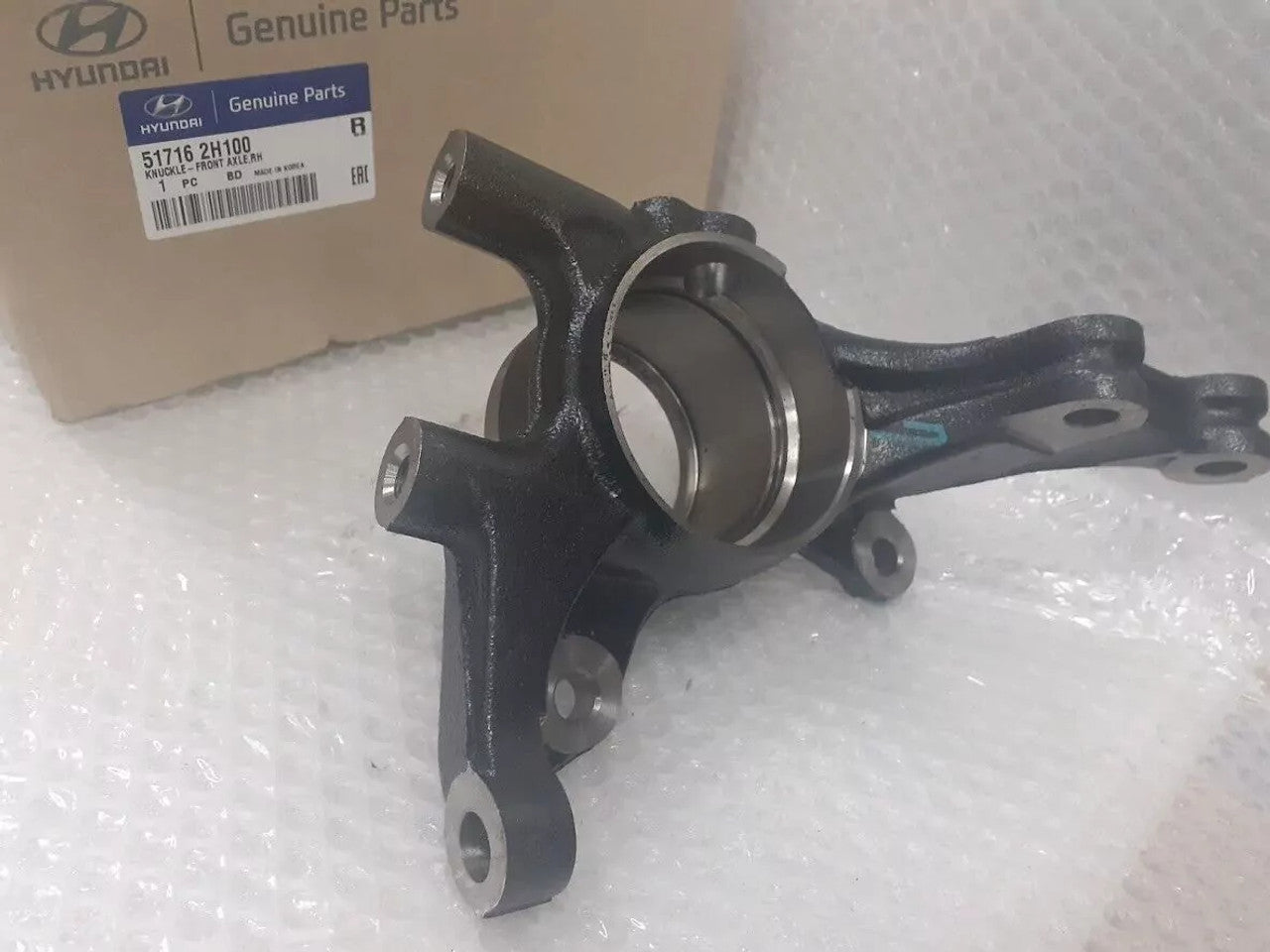 Steering Knuckle Front Right fits Hyundai Elantra 517162H100 Genuine View Front