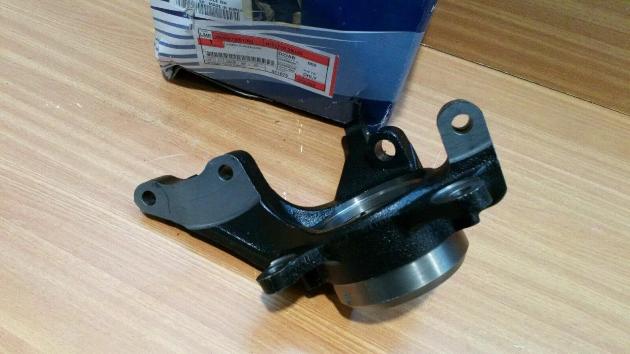 Steering Knuckle Right fits Hyundai Trajet XG 517163A100 Genuine View Right