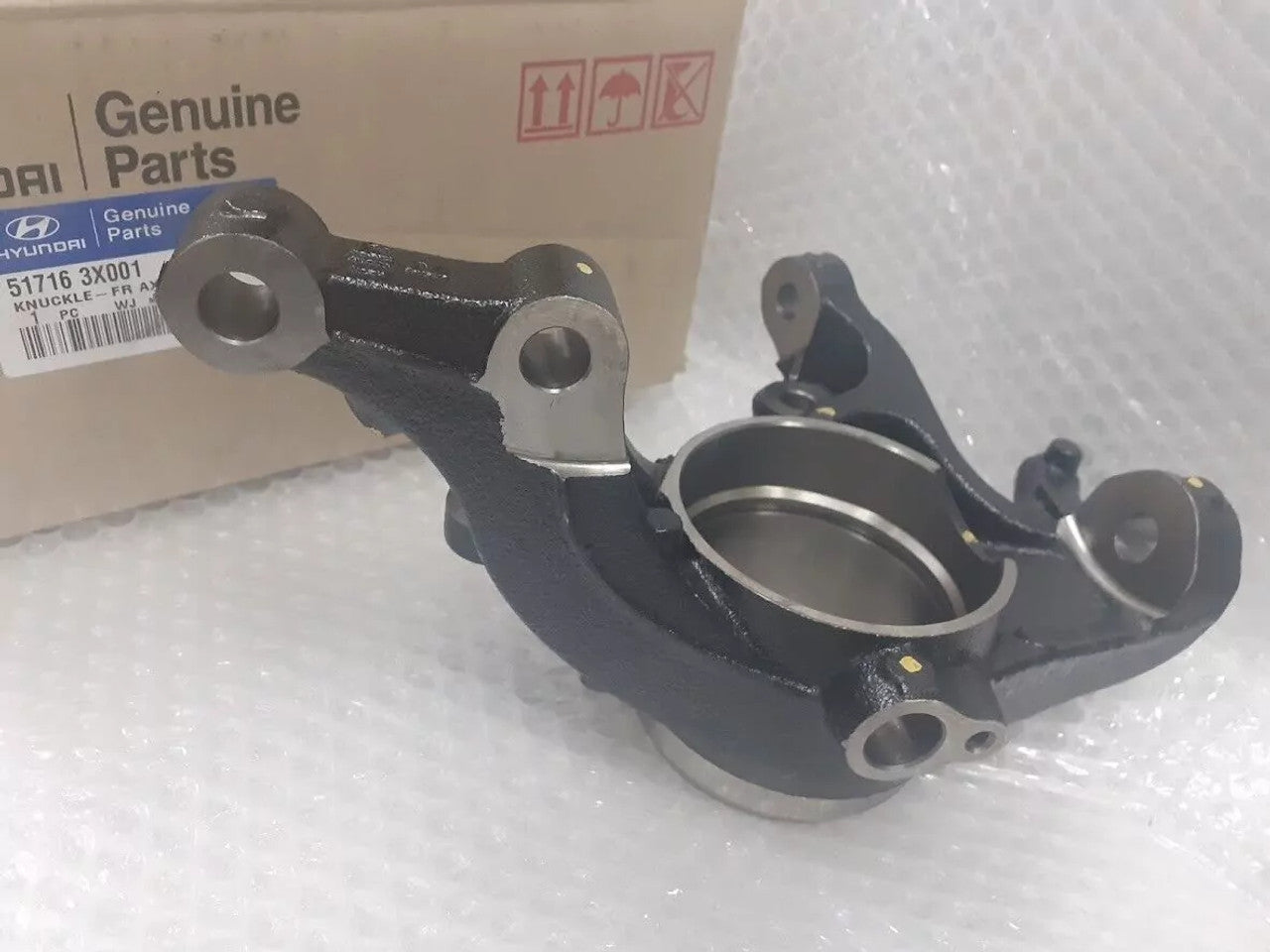 Steering Knuckle Front Right fits Hyundai Veloster Elantra 517163X001 Genuine View Front