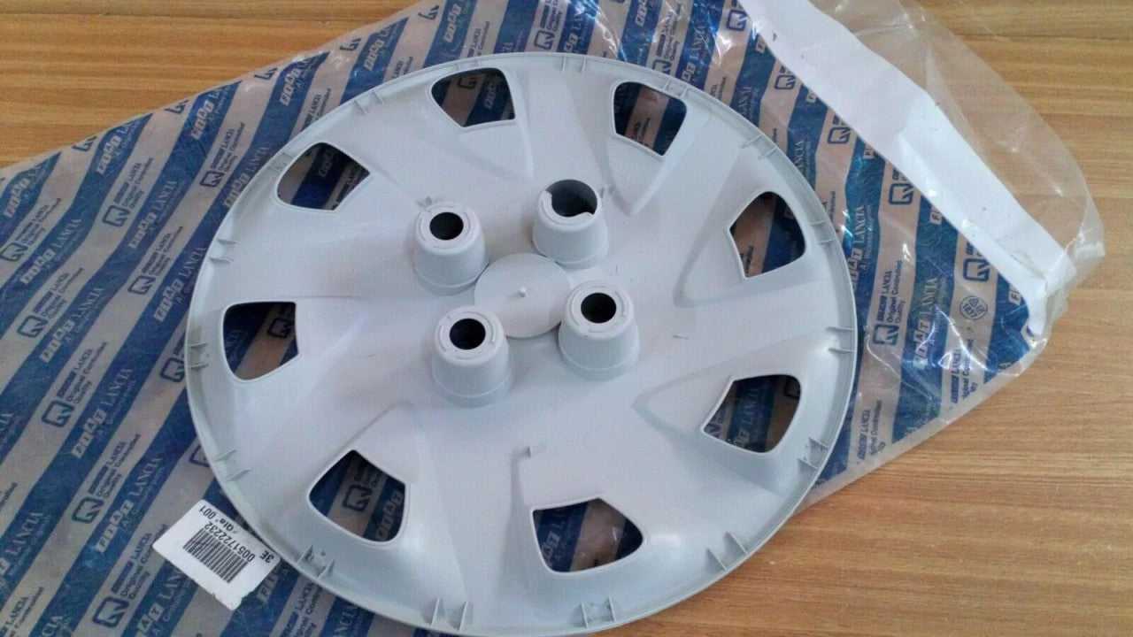 Wheel Hub Cap fits Fiat Panda Punto 51722232 Genuine View Rear