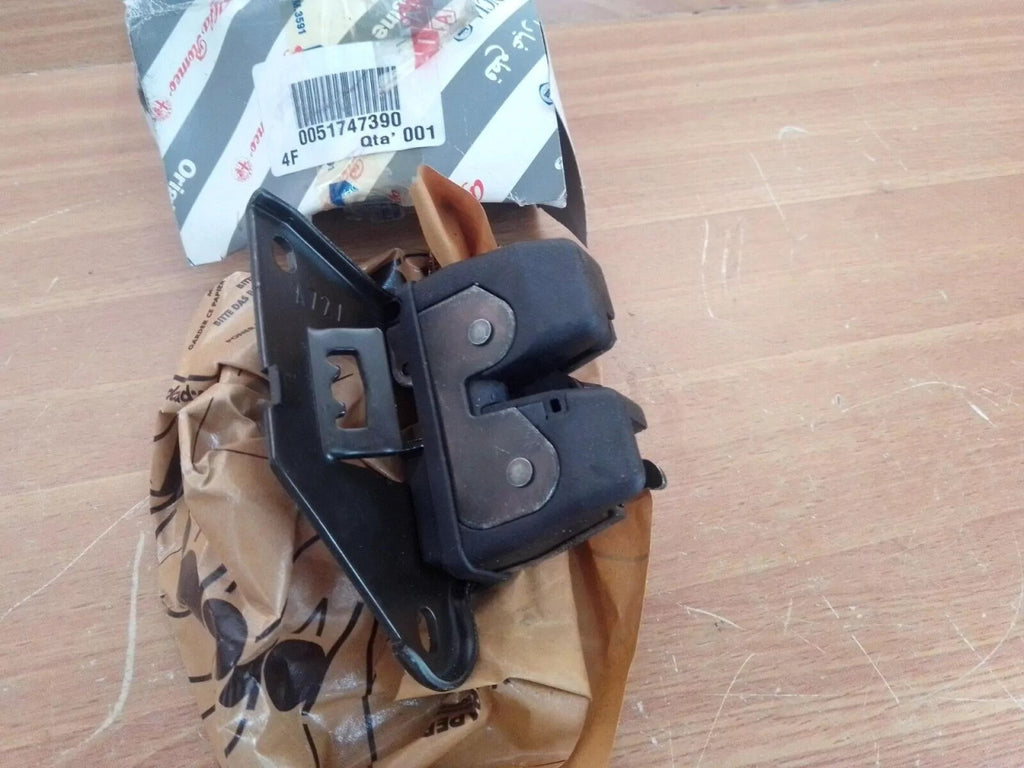 Trunk Lid Boot Lock fits Fiat Punto 51747390 Genuine View Rear