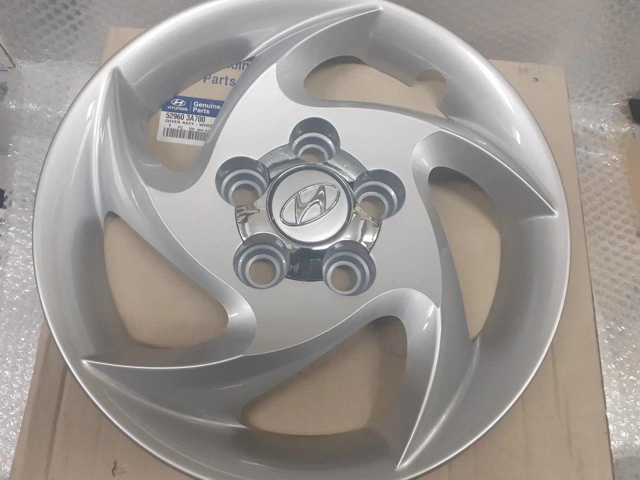 529603A700 View Front