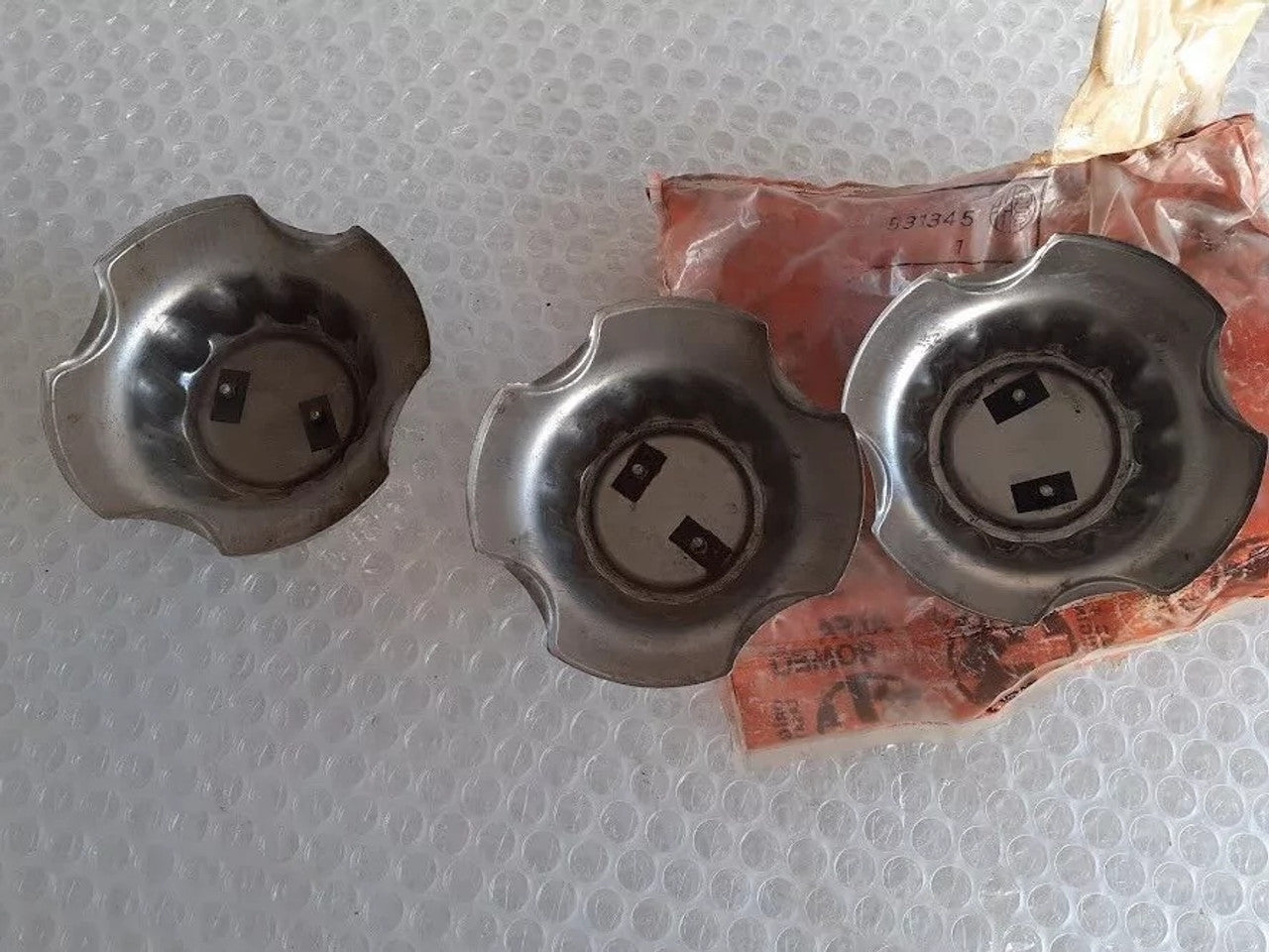 3x Wheel Center Caps fits Alfa Romeo Alfasud 531345 Genuine View Right