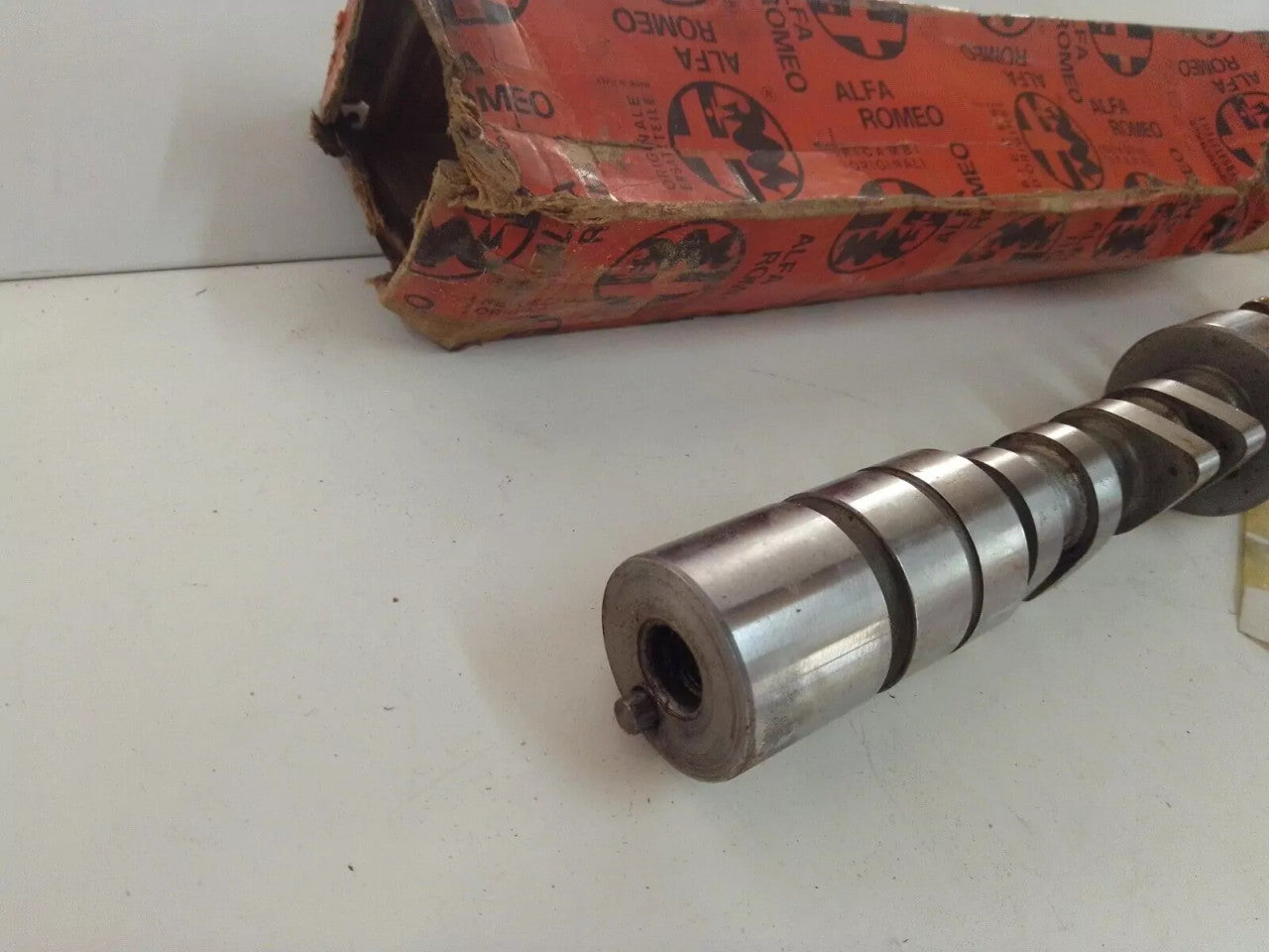 Camshaft fits Alfa Romeo 33 Alfasud 531364 Genuine View Rear