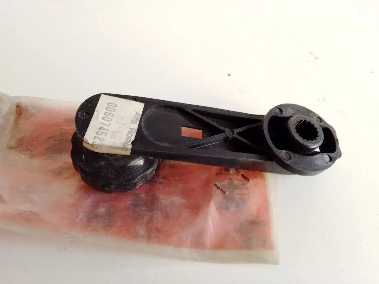 Window Crank fits Alfa Romeo Alfasud 531542 60745235 Genuine View Rear