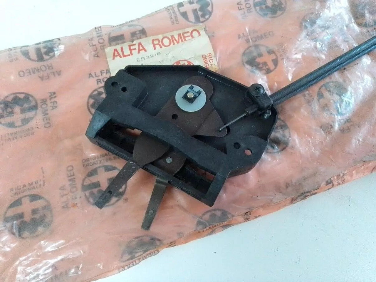 Air Circulation Control fits Alfa Romeo 533218 Genuine View Rear