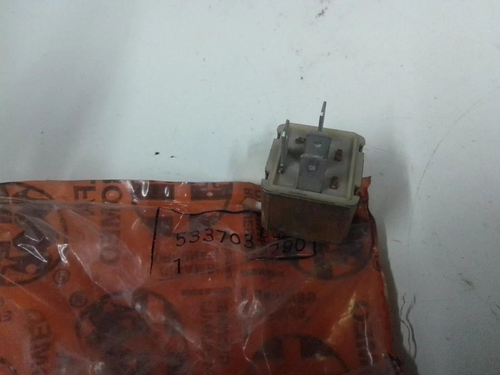 Relay fits Fiat Lancia Alfa Romeo 533703 Genuine View Front