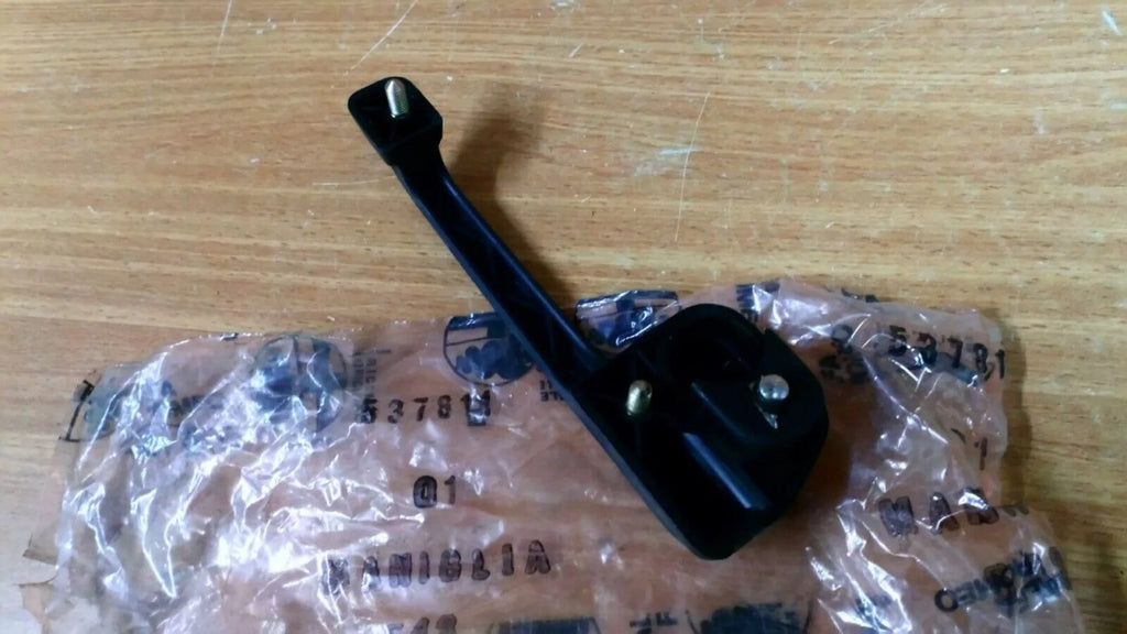 Exterior Door Handle Rear fits Alfa Romeo 537811 Genuine View Rear