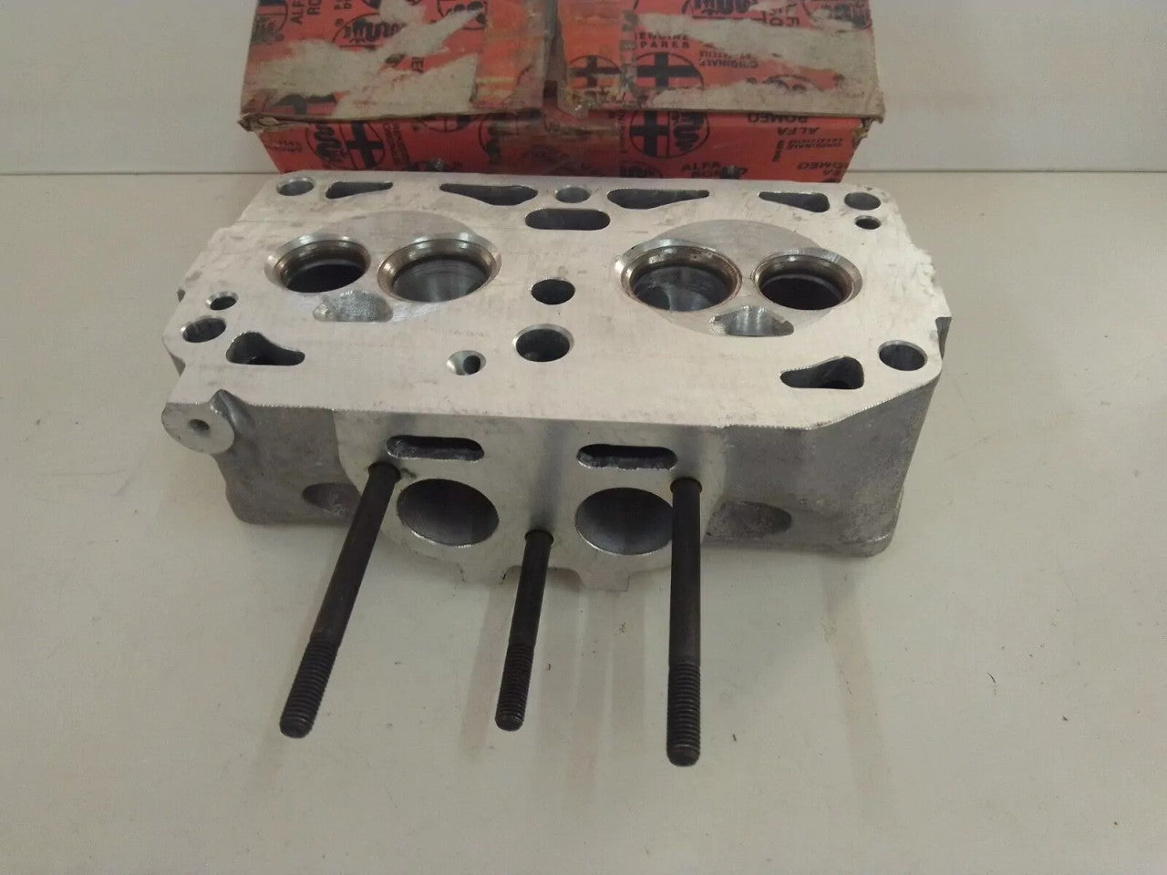 Cylinder Head fits Alfa Romeo 33 548887 Genuine View Left