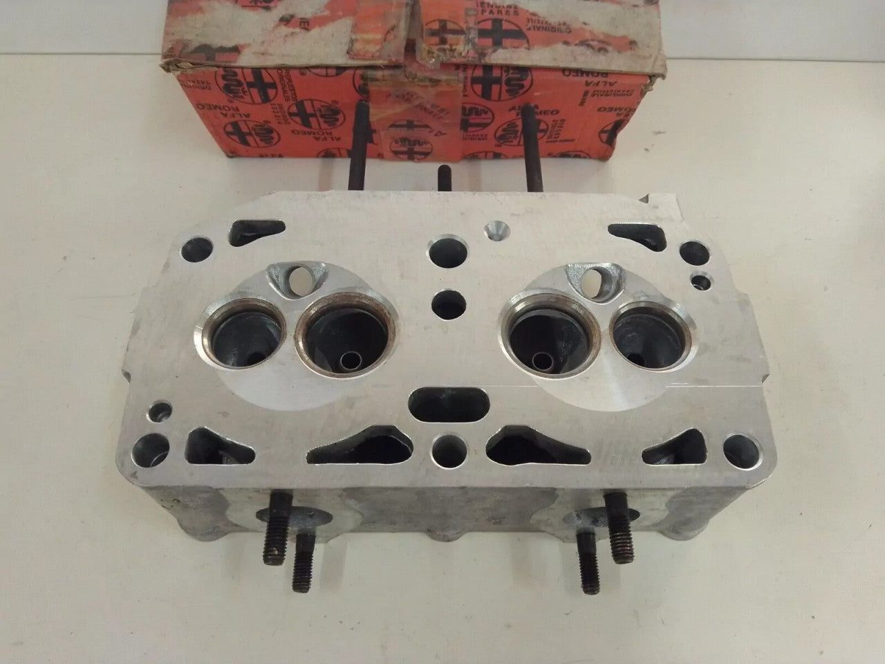 Cylinder Head fits Alfa Romeo 33 548887 Genuine View Lower