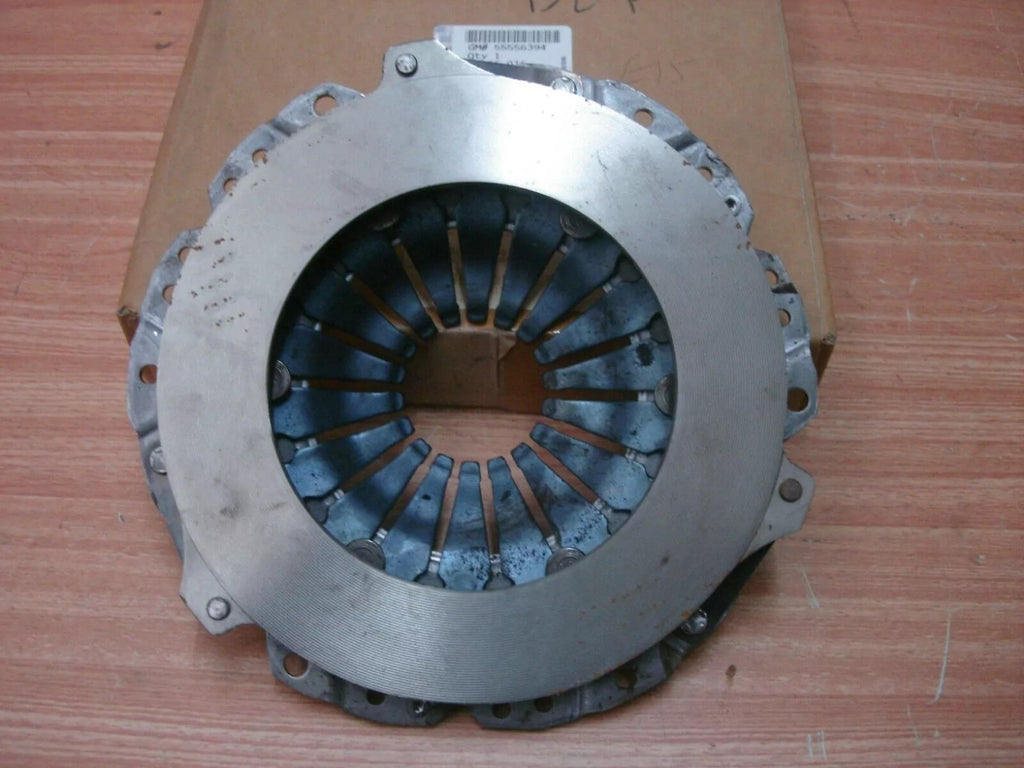 Pressure Plate fits Opel Vauxhall Corsa C Astra G H Meriva Y17DT Y17DTL Genuine 55556394 View Rear