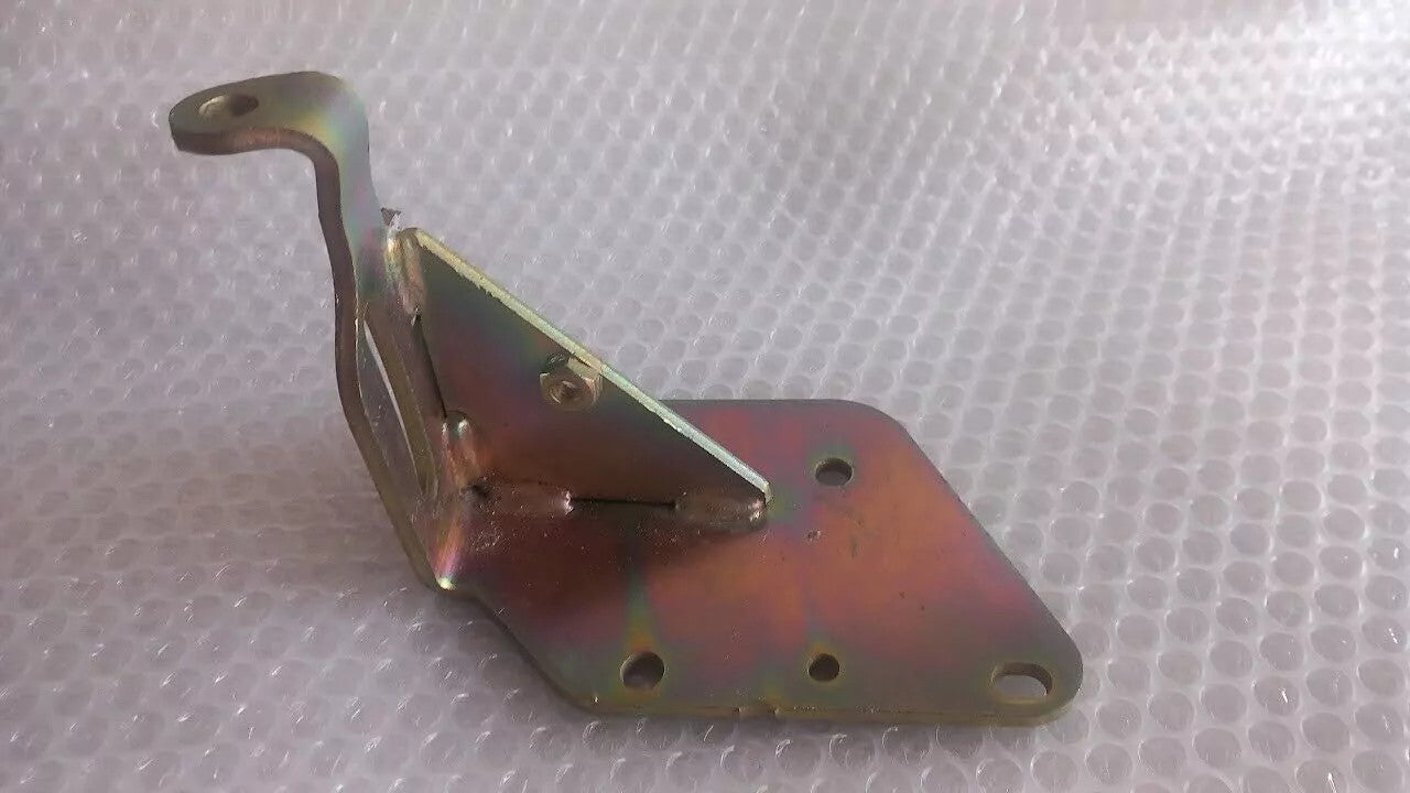 Alternator Bracket fits Peugeot 106 Partner Citroen Saxo Berlingo 570886 Genuine View Rear