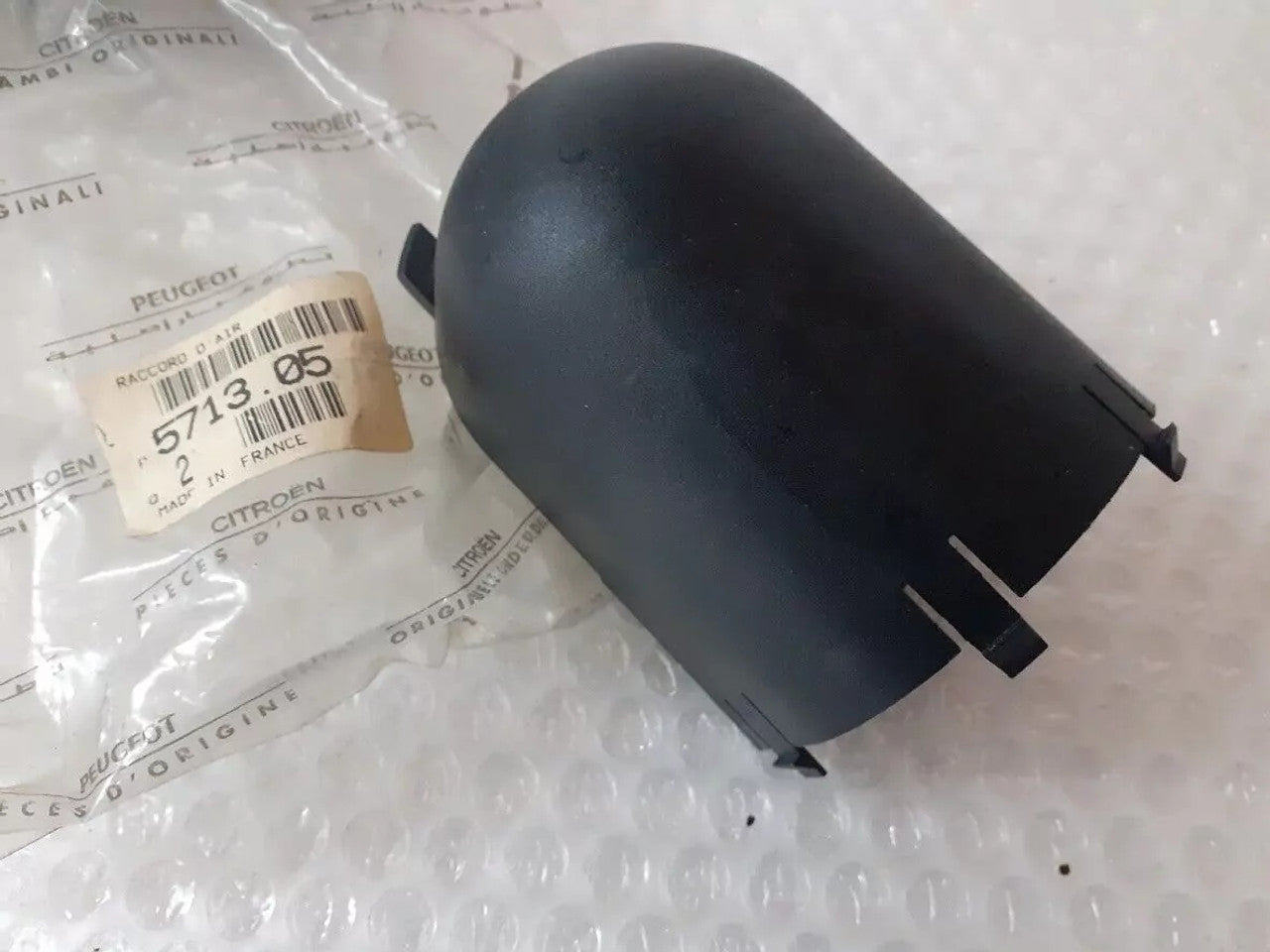 Alternator Air Duct fits Peugeot 406 605 607 807 Citroen C5 C8 Xantia XM 571305 View Front