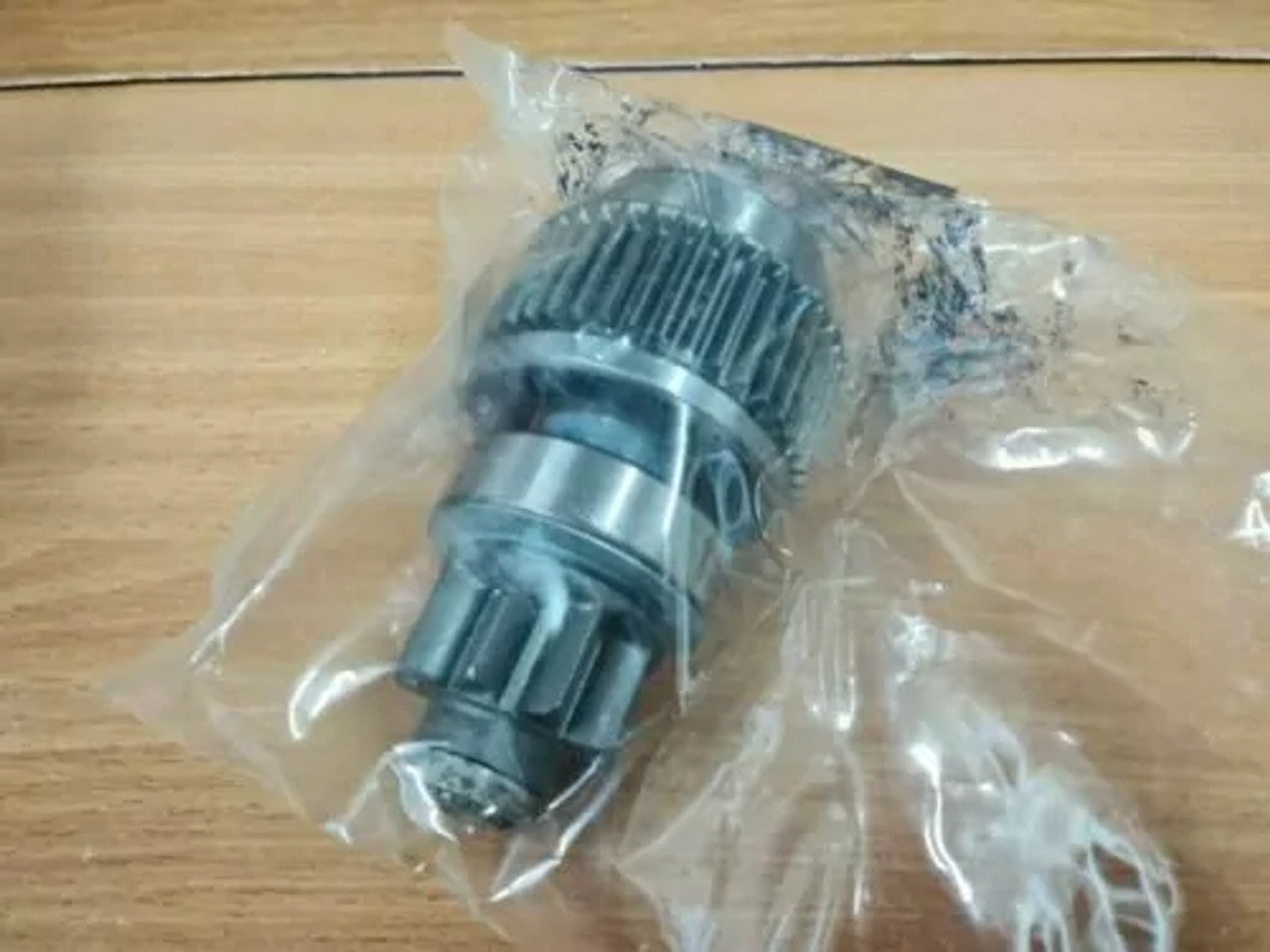 Starter Pinion Clutch fits Isuzu Pickup TF Chevrolet LUV 4JA1 4JB1 Genuine 5811240031 View Rear
