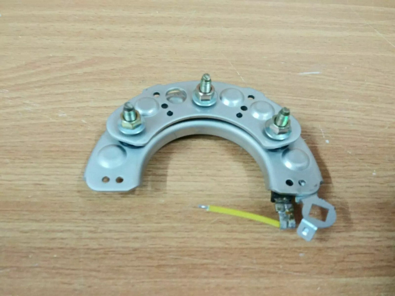 Alternator Rectifier fits Isuzu Chevrolet Holden C223 4JA1 4JB1 Genuine 5812180330 View Rear