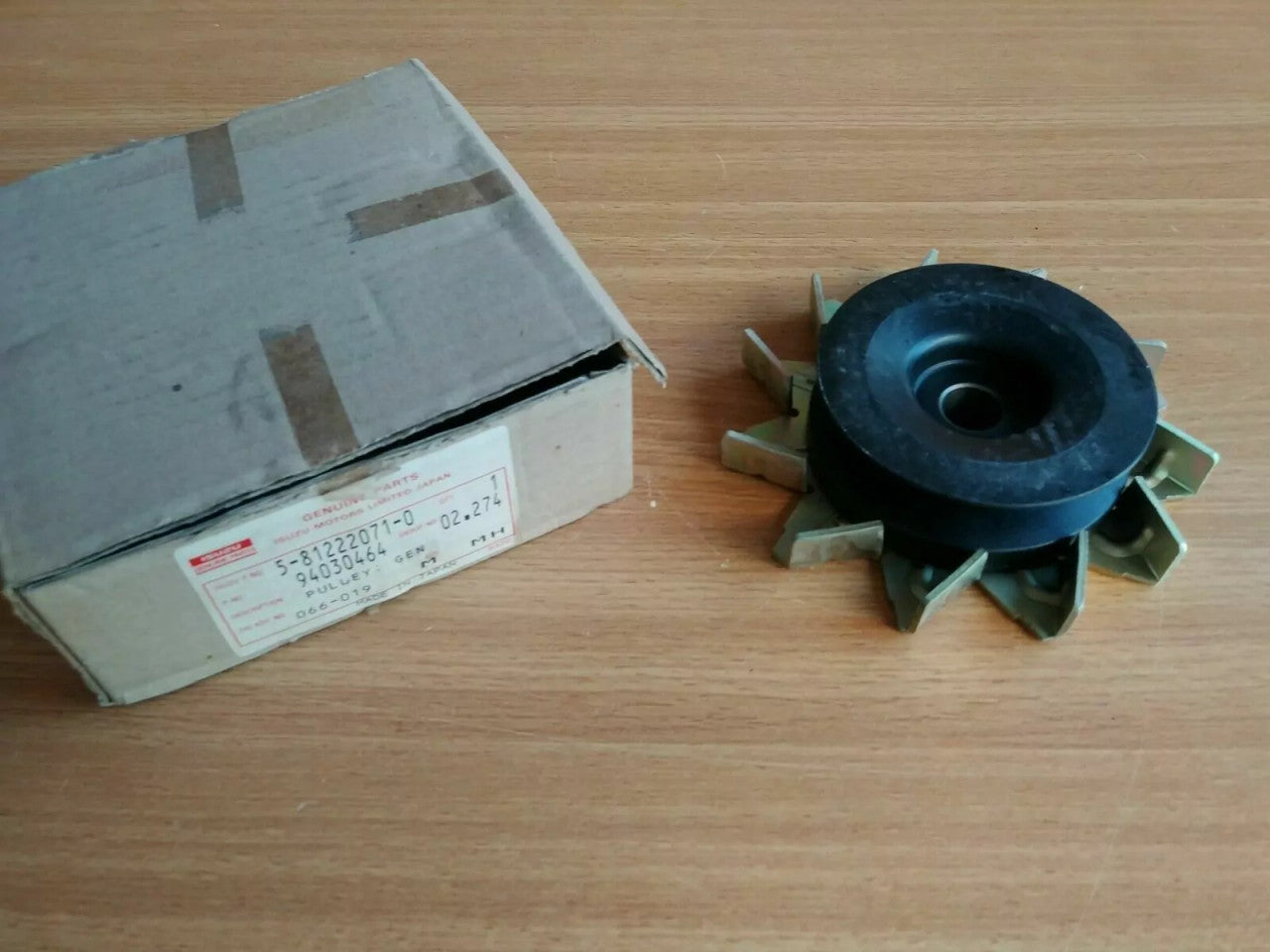 Alternator Pulley fits Isuzu KBD TFS TFR Chevrolet LUV C223 4JA1 4JB1 Genuine 5812220710 View Front