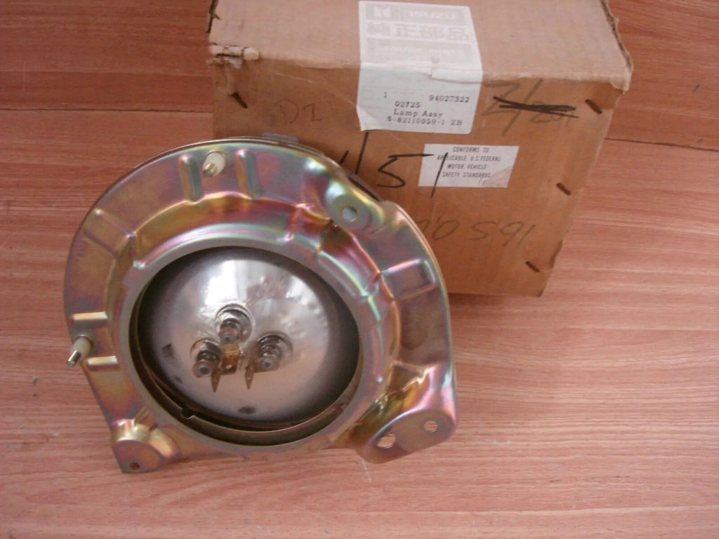 Headlight Right fits Isuzu Pickup KB 1978-1980 2H Lamp Type Genuine 5821100591 View Rear