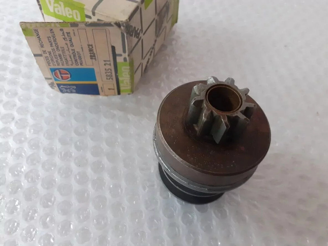 Starter Motor Drive fits Peugeot 403 404 504 Diesel 583521 Genuine View Rear