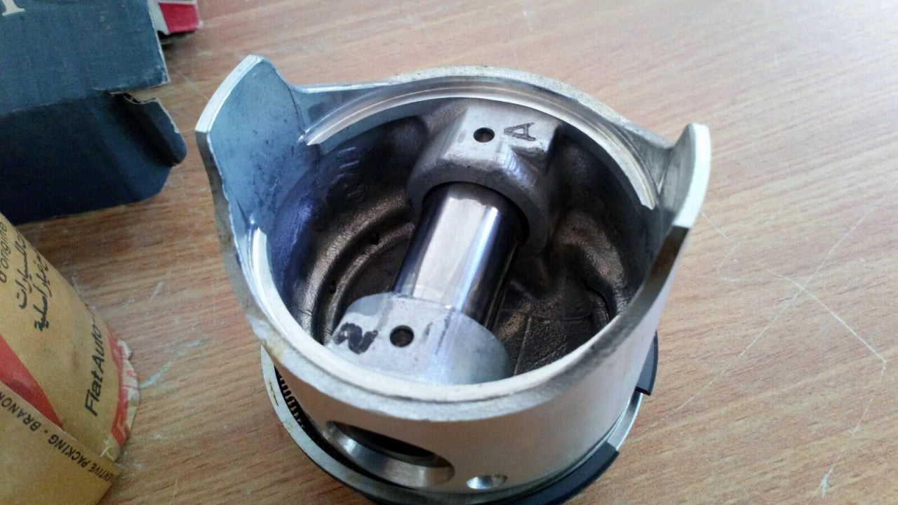 4x Pistons fits Fiat 127 Fiorino Ritmo 1050cc 76mm +0.4mm Oversize 127.AB.0C.0 5880762 View Right