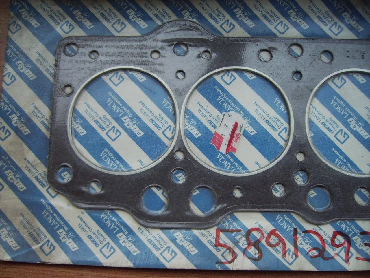 Head Gasket fits Fiat 127 Special 1048cc 5891293 Genuine View Right