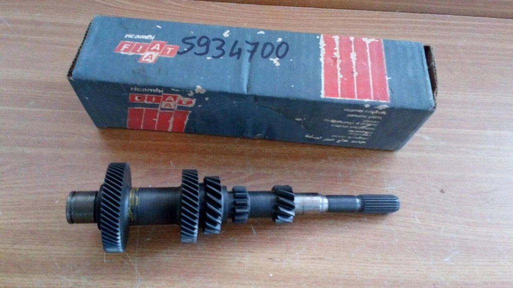 Gearbox Mainshaft fits Fiat Uno 900 1100 1300 5934700 Genuine View Upper