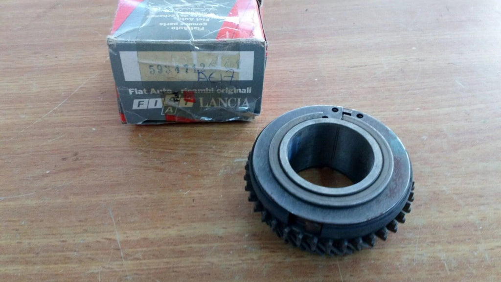 Manual Transmission Gear 5th fits Fiat Uno 5934712 Genuine View Front