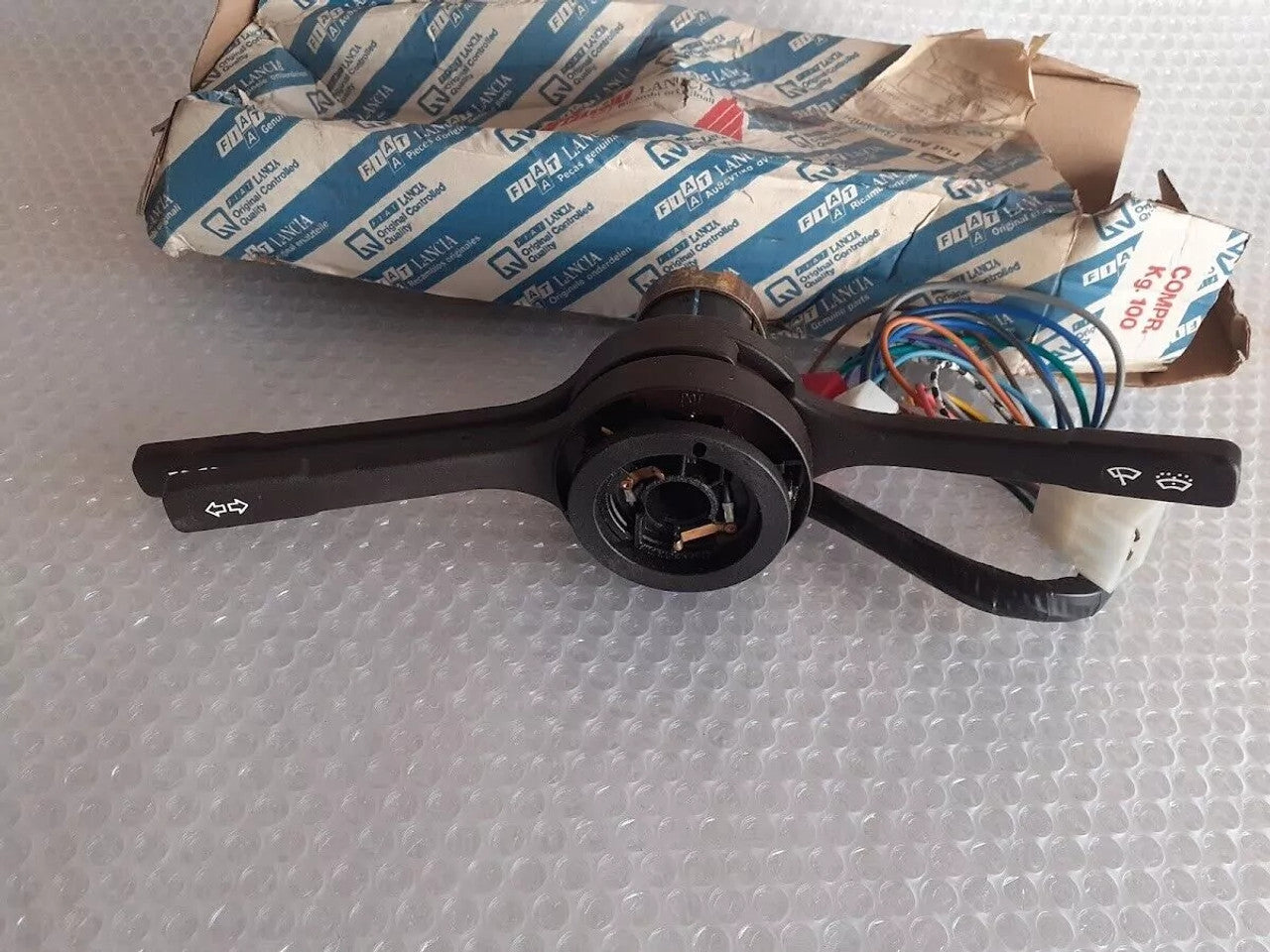 Steering Column Switch fits Fiat 127 5939296 Genuine View Front