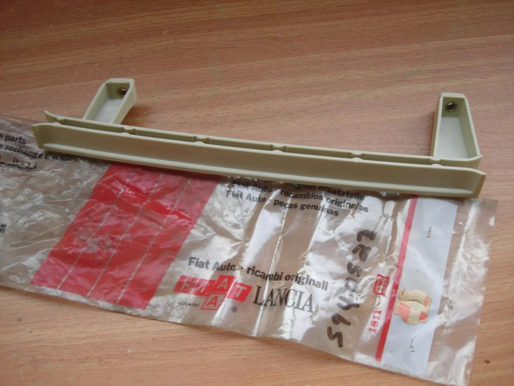 Front Right Window Guide Rear fits Fiat Mille Elba Uno Duna 5940523 Genuine View Left